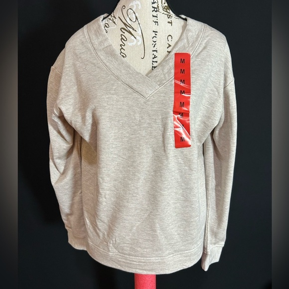 Orvis Cream V-Neck Sweatshirt - Picture 1 of 9